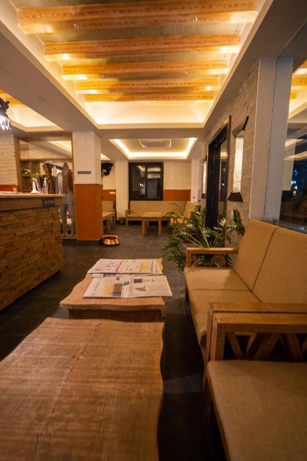 Hotel Mera Peak Private Limited Pokhara Exterior photo