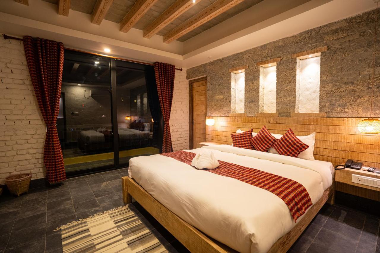 Hotel Mera Peak Private Limited Pokhara Exterior photo